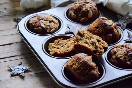 Veganski banana mafini sa bademovim maslacem