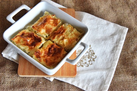 Gibanica sa porilukom, blitvom & feta sirom
