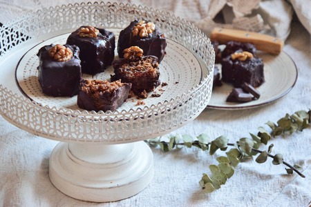 Flavourful honey cake for all the lovers out there