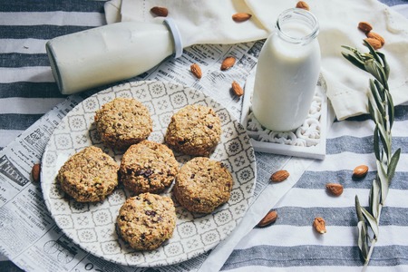 Banana oat mini cakes