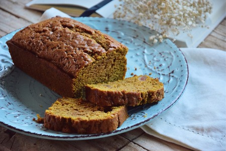 Sweet pumpkin bread that calls for Christmas