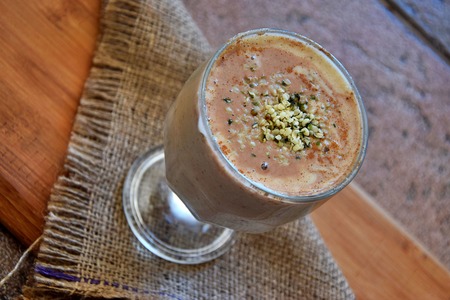 Creamy almond smoothie