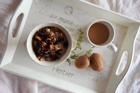 Oat porridge with fruits and seeds