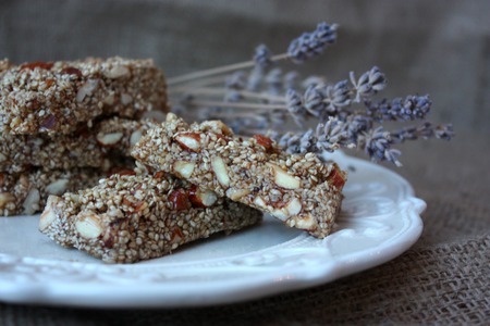 Homemade pasteli